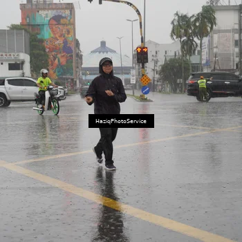 Runner Photo 7740032
