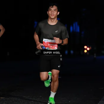 Runner Photo 7740036