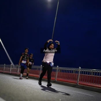 Runner Photo 774005