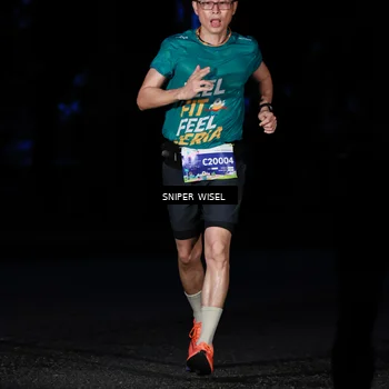 Runner Photo 7740063
