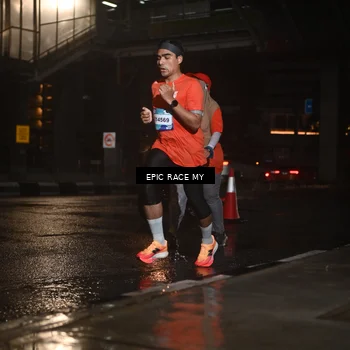 Runner Photo 7740074