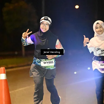 Runner Photo 7740076
