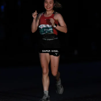 Runner Photo 7740090