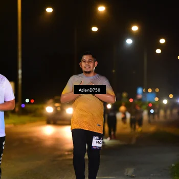 Runner Photo 7740103