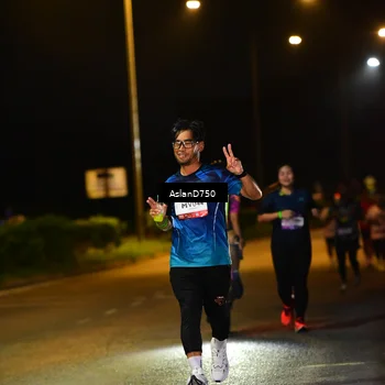 Runner Photo 7740123