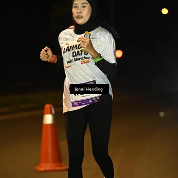Runner Photo 7740149