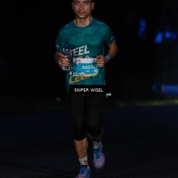 Runner Photo 7740163