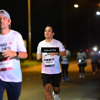 Runner Photo 7740186