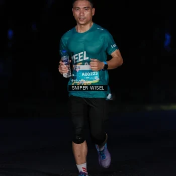 Runner Photo 7740195
