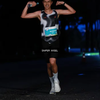 Runner Photo 7740202