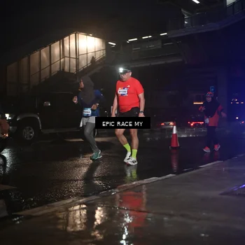 Runner Photo 7740214