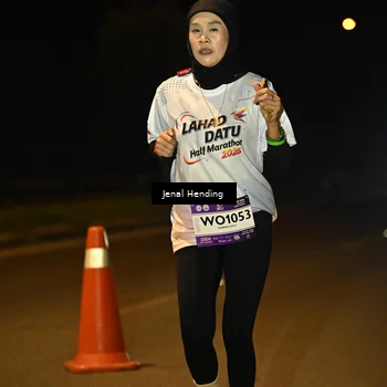 Runner Photo 7740224