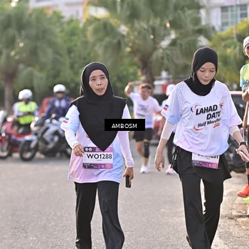 Runner Photo 7740247