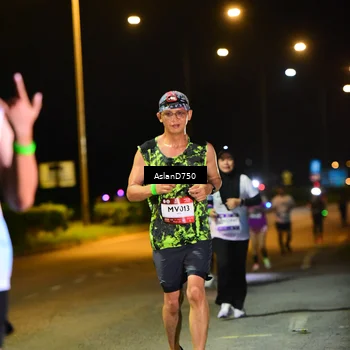 Runner Photo 7740252