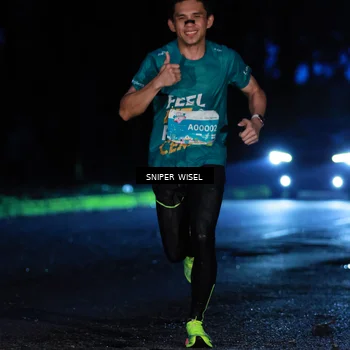 Runner Photo 7740259