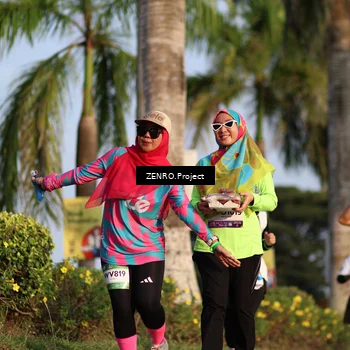Runner Photo 7740275