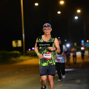 Runner Photo 7740279