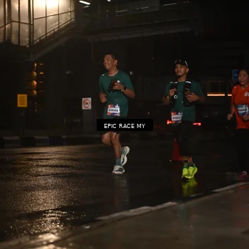 Runner Photo 7740281