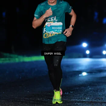 Runner Photo 7740283