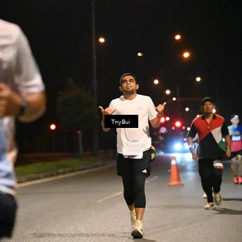 Runner Photo 7740285