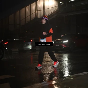 Runner Photo 7740288