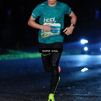 Runner Photo 7740291