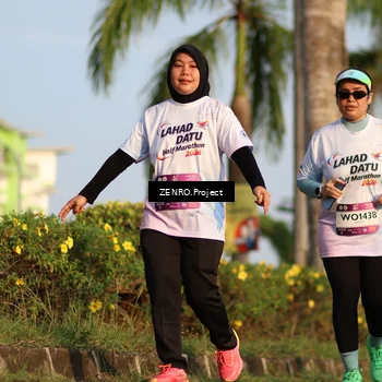 Runner Photo 7740302