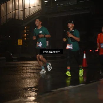 Runner Photo 7740309
