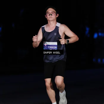 Runner Photo 7740315
