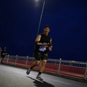 Runner Photo 774033