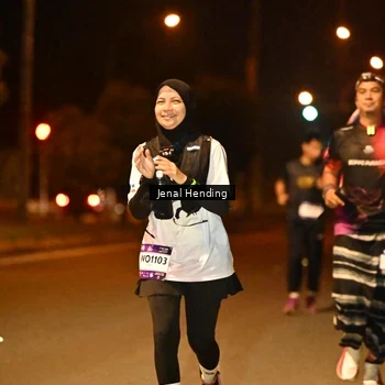 Runner Photo 7740341