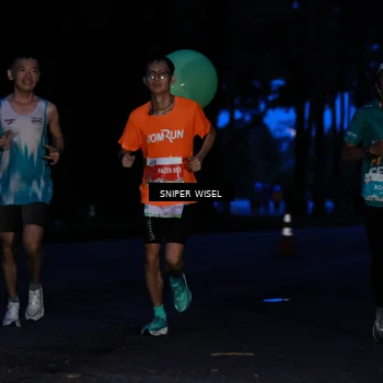 Runner Photo 7740351