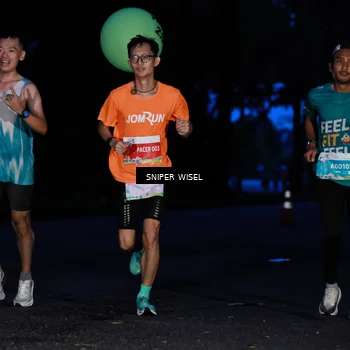 Runner Photo 7740395