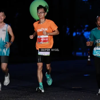 Runner Photo 7740409