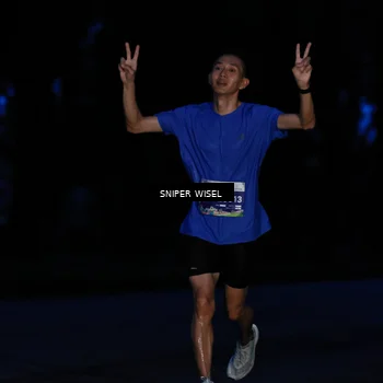 Runner Photo 7740411