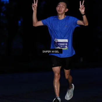 Runner Photo 7740430