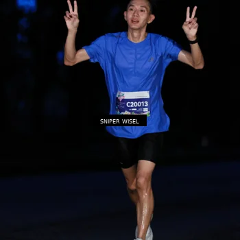 Runner Photo 7740454
