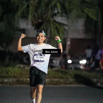 Runner Photo 7740457