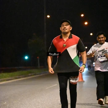 Runner Photo 7740459