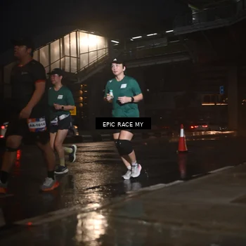 Runner Photo 7740473