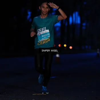 Runner Photo 7740480