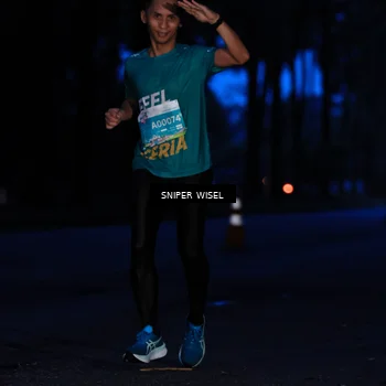 Runner Photo 7740482