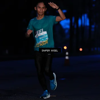 Runner Photo 7740495