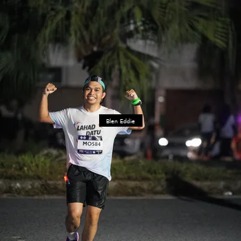 Runner Photo 7740500