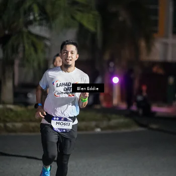 Runner Photo 7740502