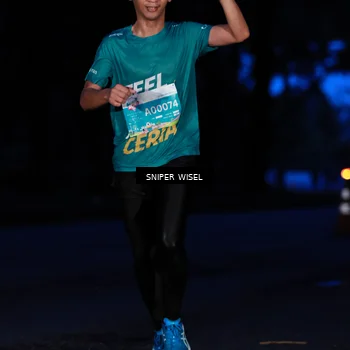 Runner Photo 7740517
