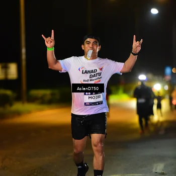 Runner Photo 7740528