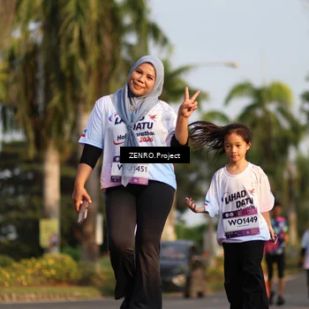 Runner Photo 7740530