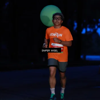 Runner Photo 7740534