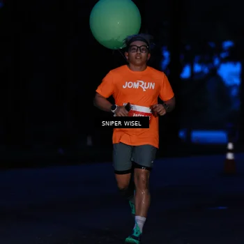Runner Photo 7740536